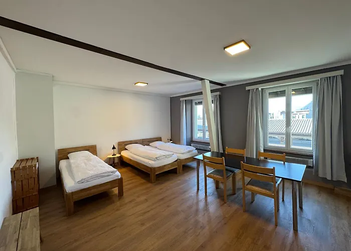 Downtown 因特拉肯