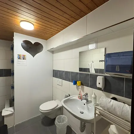 Downtown Apartment *